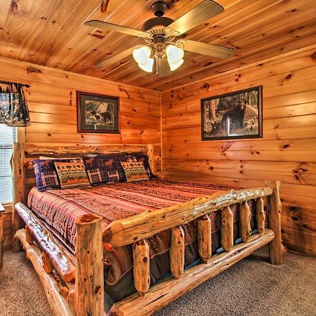 Expansive Gatlinburg Cabin Hot Tub, Deck And Grill! Extérieur photo