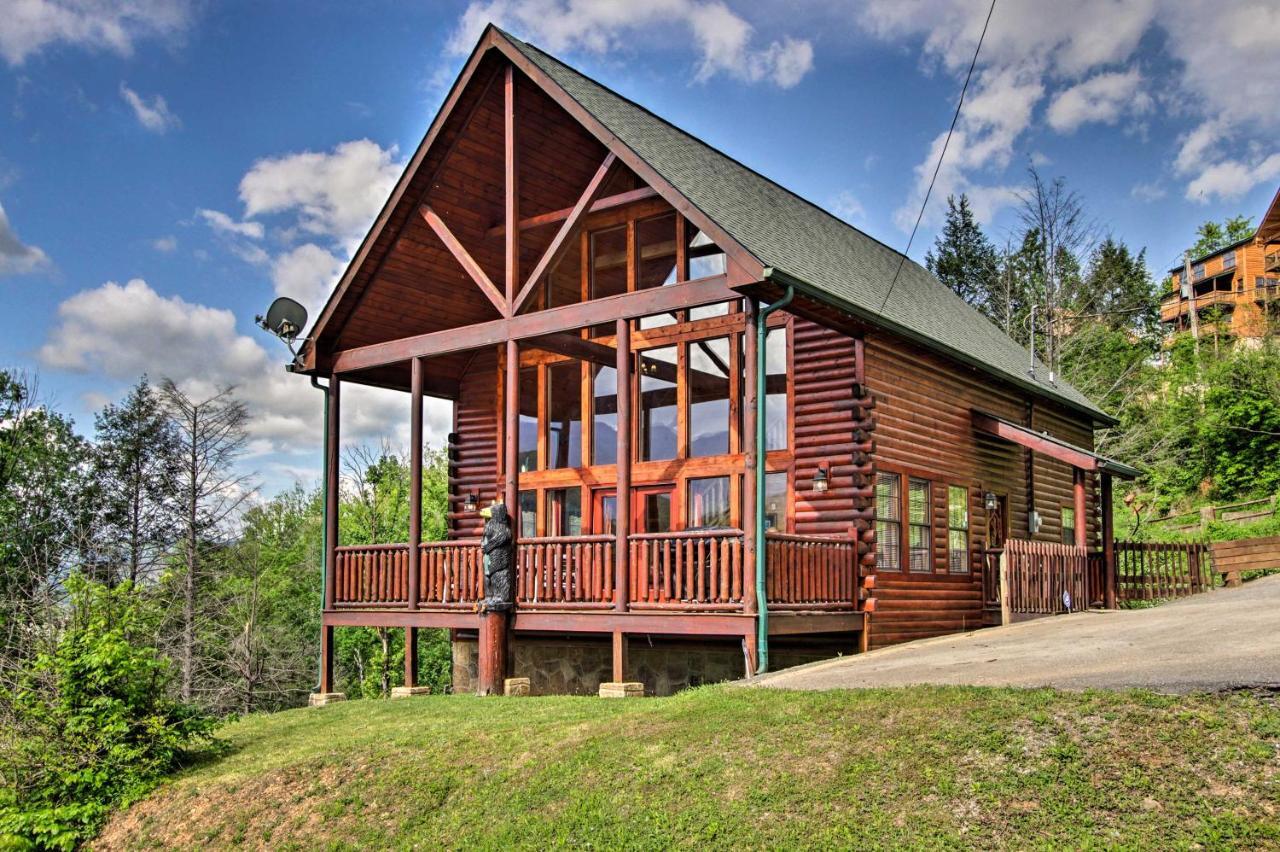 Villa Expansive Gatlinburg Cabin Hot Tub, Deck And Grill! Extérieur photo