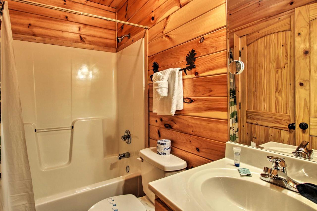 Expansive Gatlinburg Cabin Hot Tub, Deck And Grill! Extérieur photo